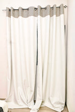 Load image into Gallery viewer, Paire de rideaux occultants en pagne tissé beige marron