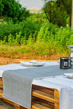 Load image into Gallery viewer, Ngala-7 pieces-Chemin de table + 6 serviettes de table
