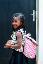 Charger l&#39;image dans la galerie, Sac à dos maternelle rose
