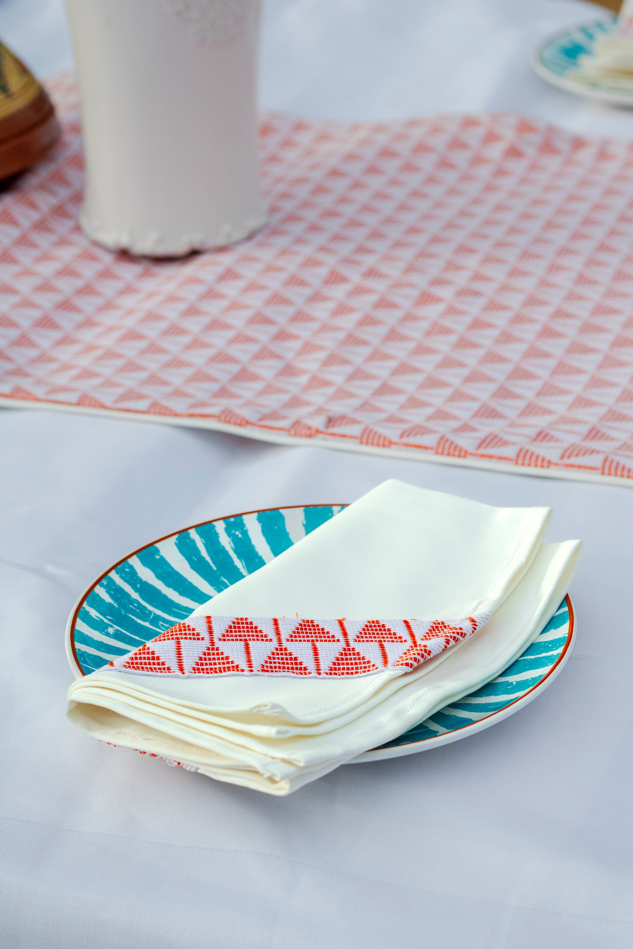 Teral-7 pieces-Chemin de table + 6 serviettes de table