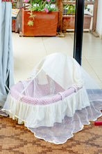 Charger l&#39;image dans la galerie, Soho - Couffin bébé avec matelas beige rose
