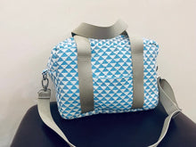 Charger l&#39;image dans la galerie, Sac à langer bébé bleu beige
